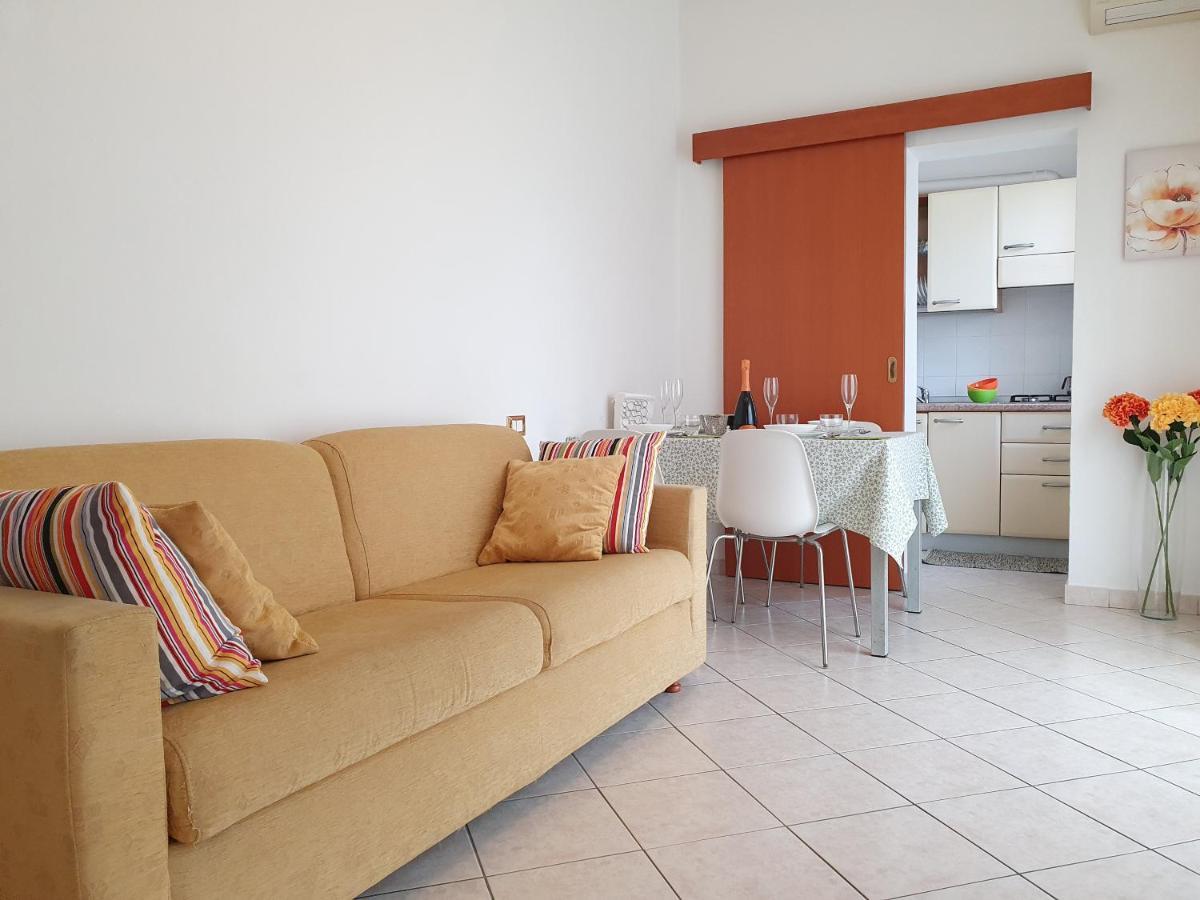 Residence Special Rimini Bagian luar foto