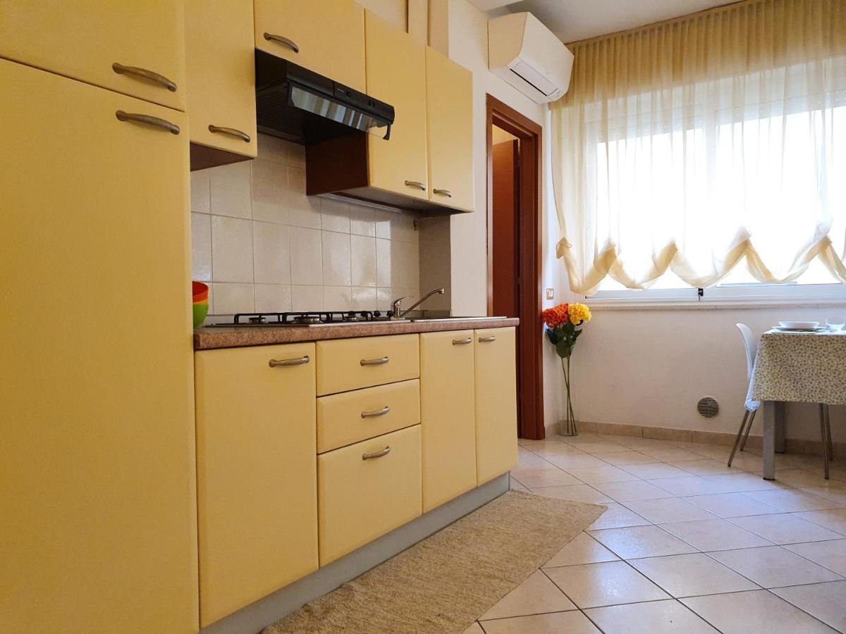 Residence Special Rimini Bagian luar foto