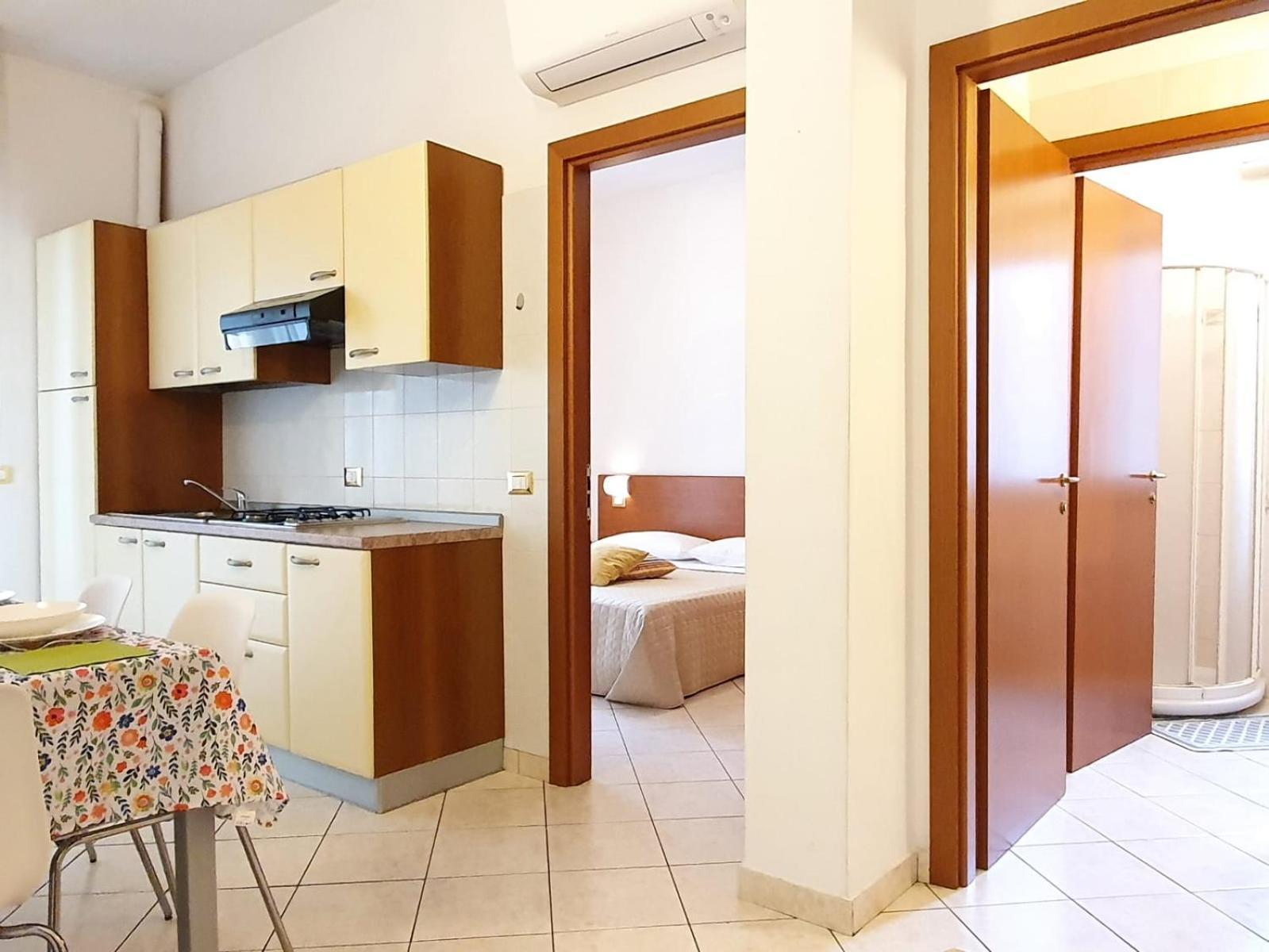 Residence Special Rimini Bagian luar foto
