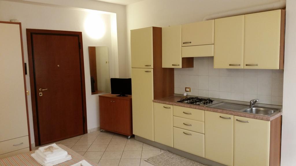 Residence Special Rimini Bagian luar foto