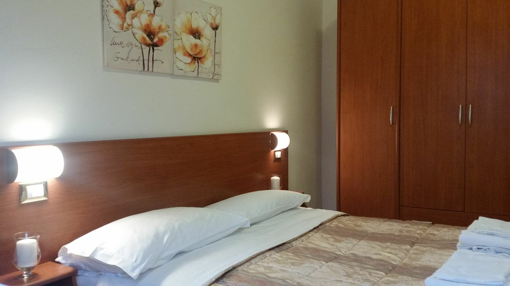 Residence Special Rimini Bagian luar foto